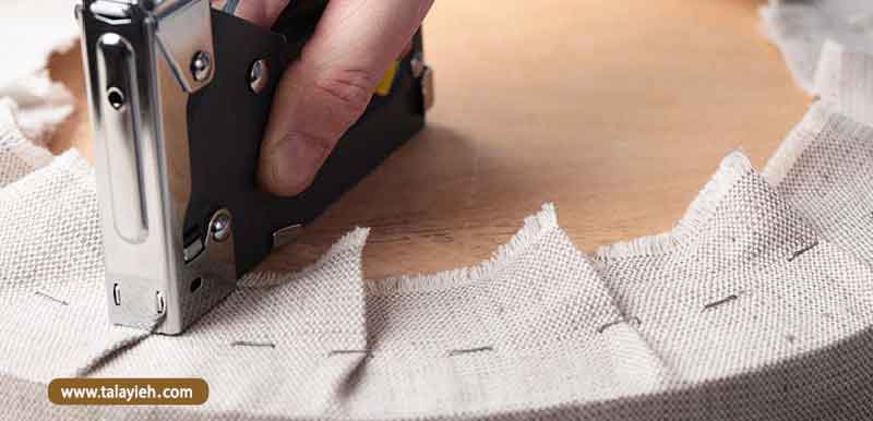 چگونگی تعویض پارچه مبل استیل تعویض روکش میل