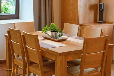 پوشش و روکش چوب ضد خط و خش برای میز ناهارخوری و تلویزیون روکش چوب